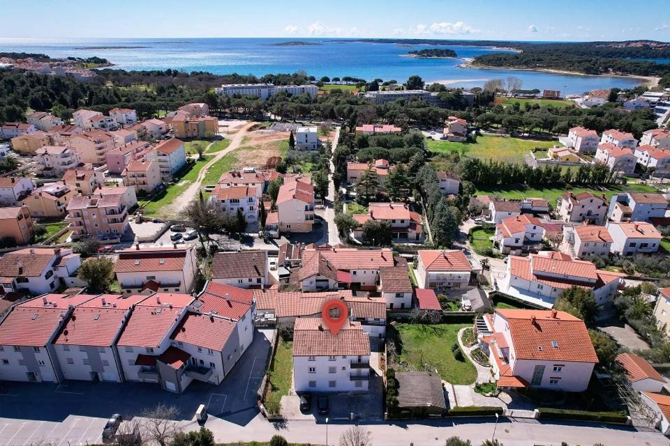 Apartmani Suhi Brod Medulin Exterior photo