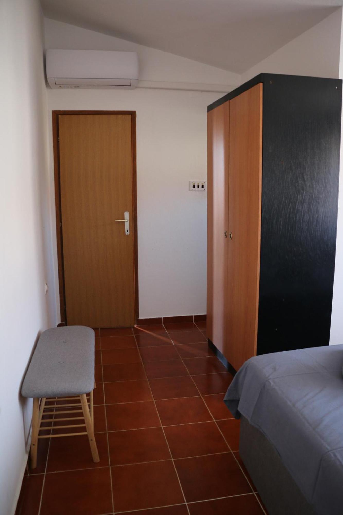 Apartmani Suhi Brod Medulin Exterior photo